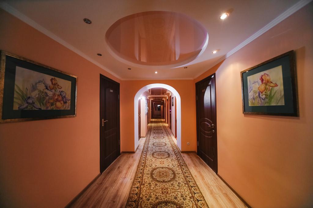 Hotel Sary Arka Pawlodar Exterior foto